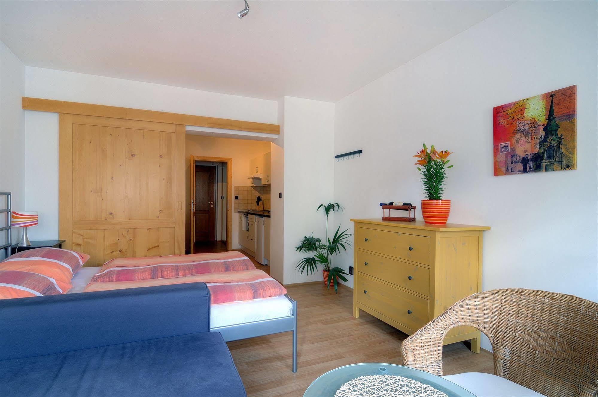 Family Apartments Praha 6 Εξωτερικό φωτογραφία