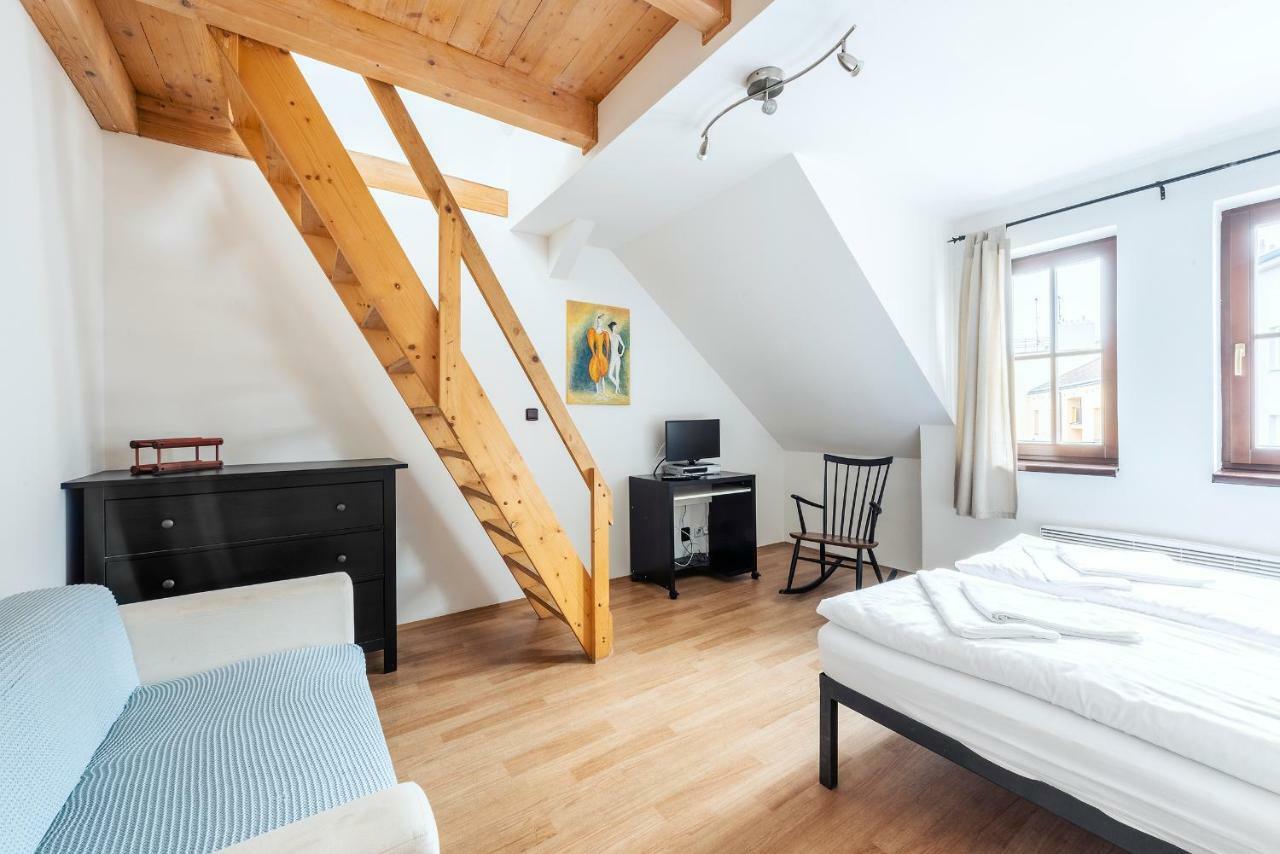 Family Apartments Praha 6 Εξωτερικό φωτογραφία