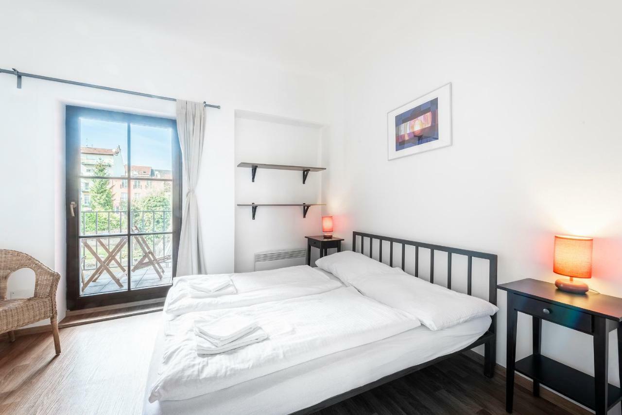 Family Apartments Praha 6 Εξωτερικό φωτογραφία
