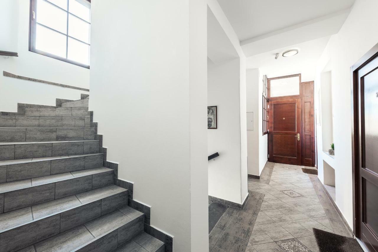 Family Apartments Praha 6 Εξωτερικό φωτογραφία