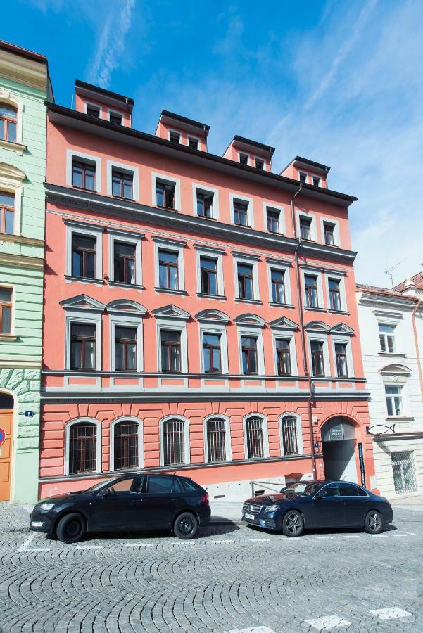 Family Apartments Praha 6 Εξωτερικό φωτογραφία
