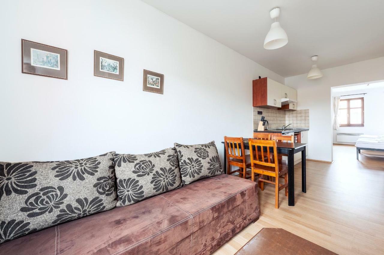 Family Apartments Praha 6 Εξωτερικό φωτογραφία