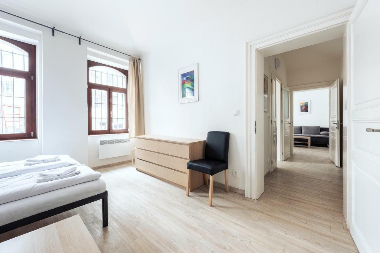 Family Apartments Praha 6 Εξωτερικό φωτογραφία