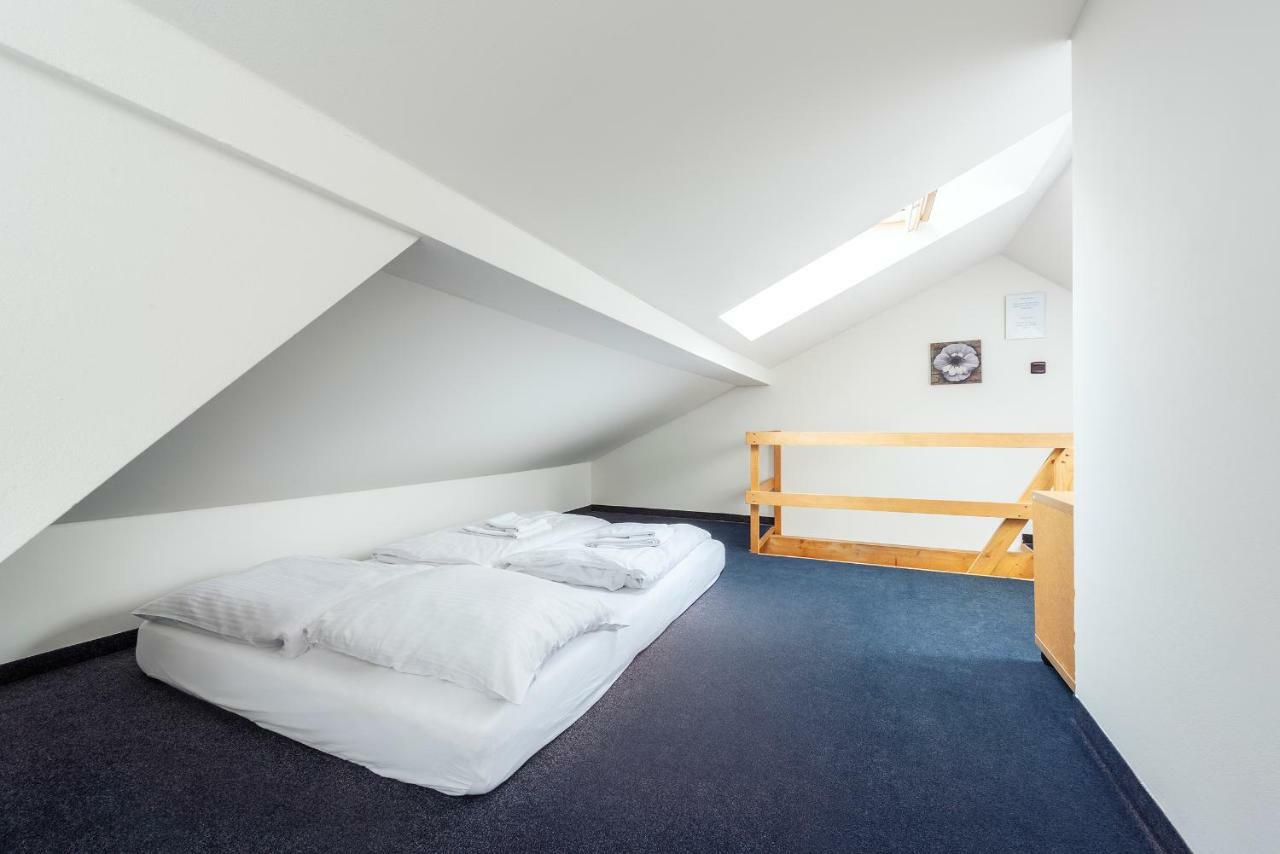 Family Apartments Praha 6 Εξωτερικό φωτογραφία