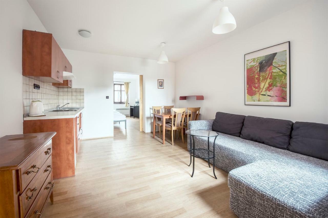 Family Apartments Praha 6 Εξωτερικό φωτογραφία