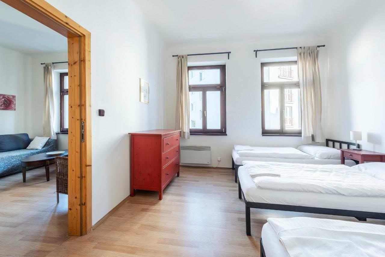 Family Apartments Praha 6 Εξωτερικό φωτογραφία