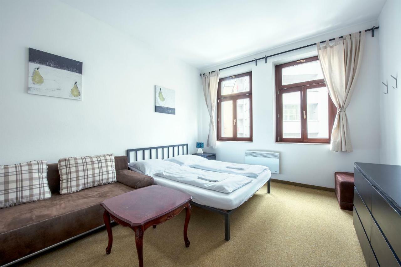 Family Apartments Praha 6 Εξωτερικό φωτογραφία