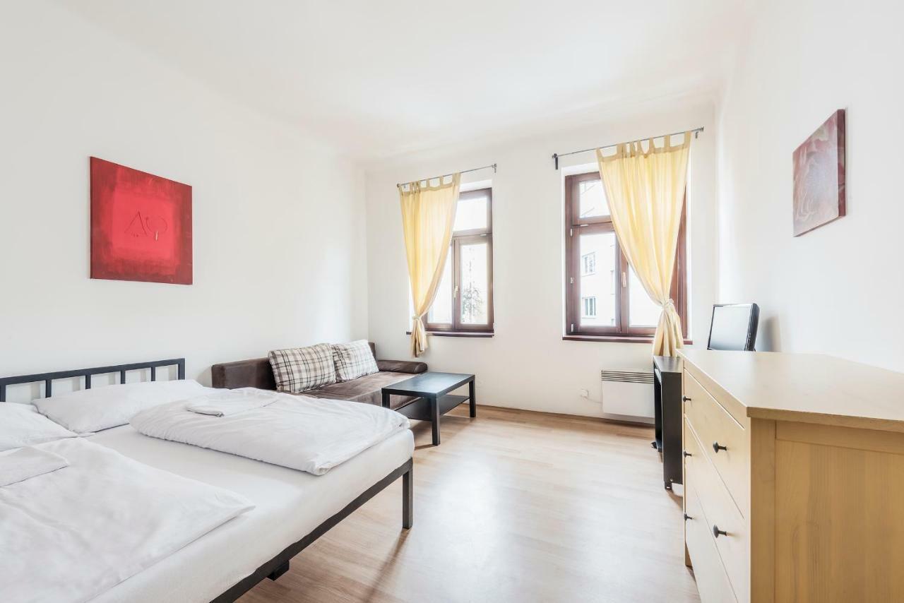 Family Apartments Praha 6 Εξωτερικό φωτογραφία