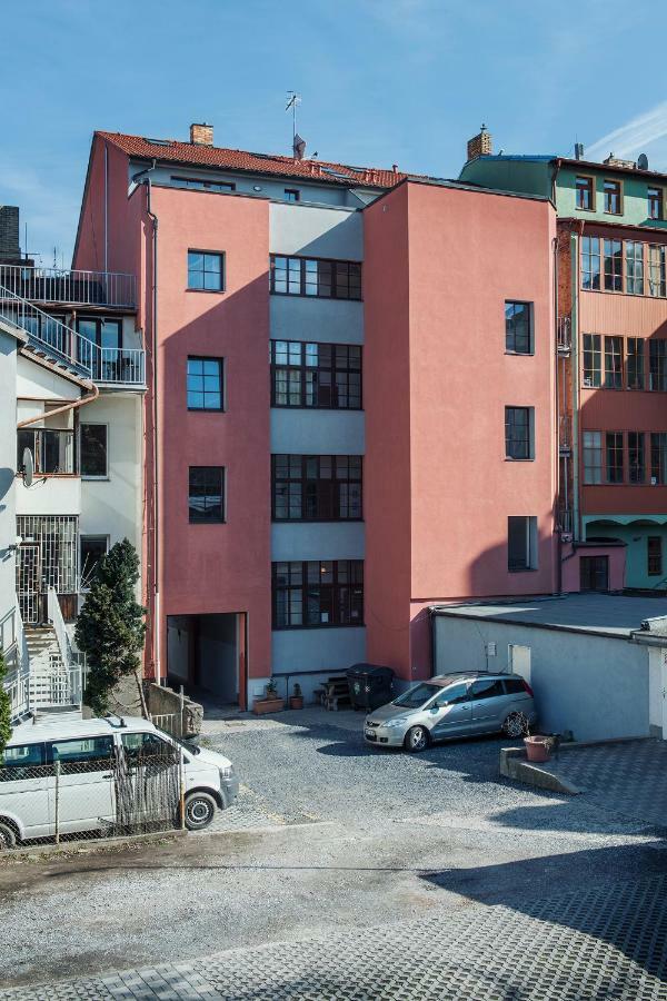 Family Apartments Praha 6 Εξωτερικό φωτογραφία